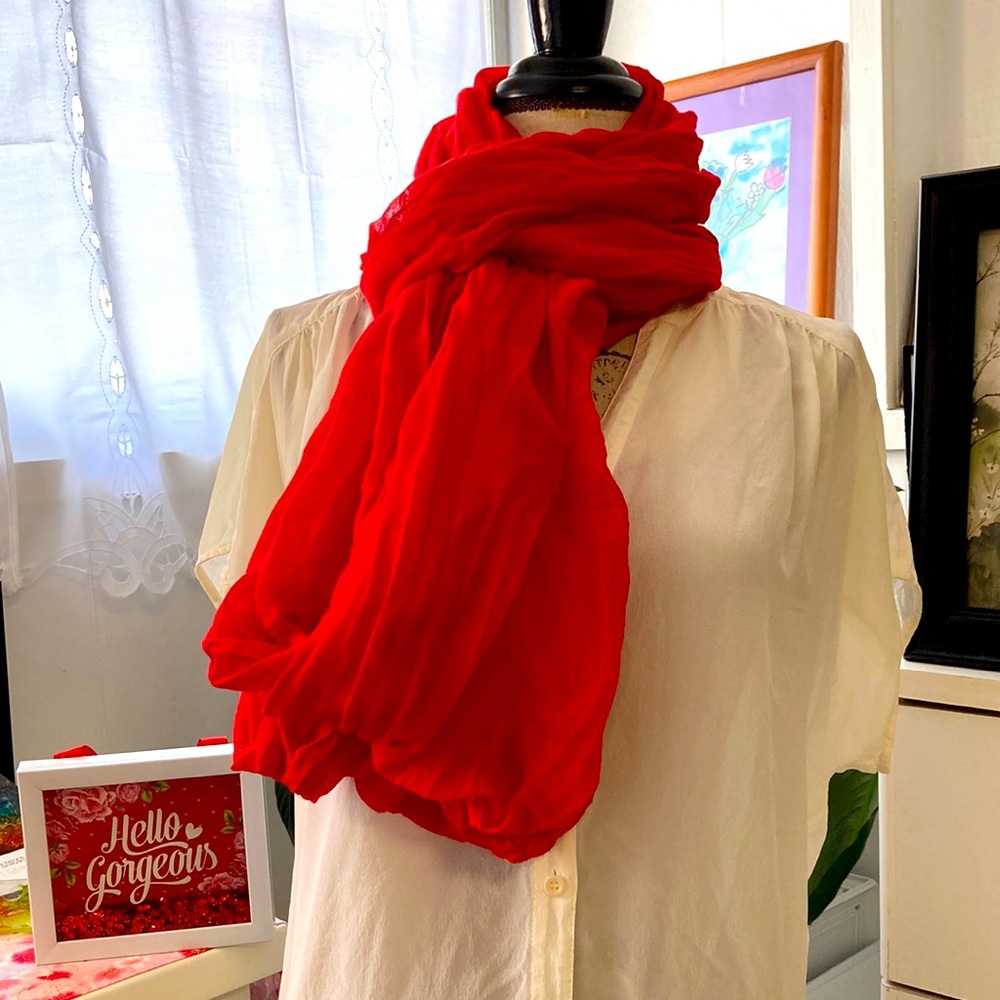 Eternity scarf. Naturally wrinkled. Solid bold red - what a stand out piece! - Picture 1 of 4